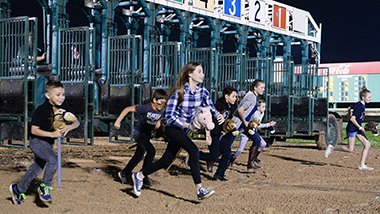 Kids Horse Stick Races