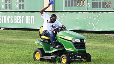 2025-LAWN MOWER RACE